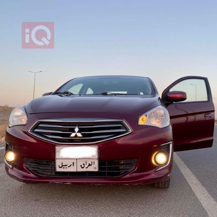 Mitsubishi Mirage G4